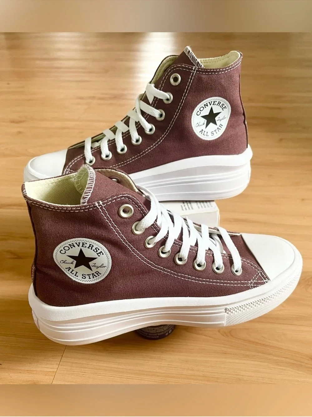 Converse brand new